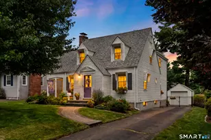 61 Chamberlain Rd, Wethersfield, CT 06109 - Photo 1