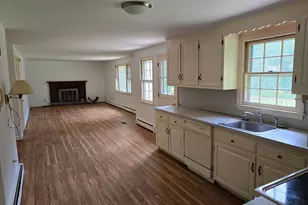 10 Laurwood Dr, Bolton, CT 06043 - Photo 9