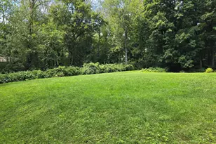10 Laurwood Dr, Bolton, CT 06043 - Photo 31