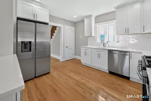 15 Johnson Ave, Stratford, CT 06614 - Photo 9