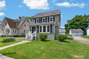 15 Johnson Ave, Stratford, CT 06614 - Photo 3