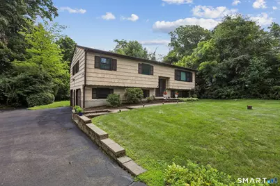 14 Clark Road, New Fairfield, CT 06812 - Photo 3