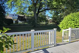 11 Eastwood Rd, West Hartford, CT 06117 - Photo 9