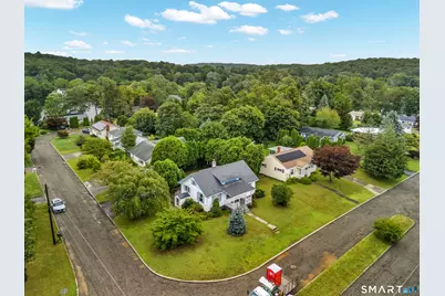 12 Wintergreen Drive, Waterford, CT 06385 - Photo 3