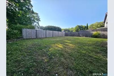 124 Orchard Street, Norwich, CT 06360 - Photo 15