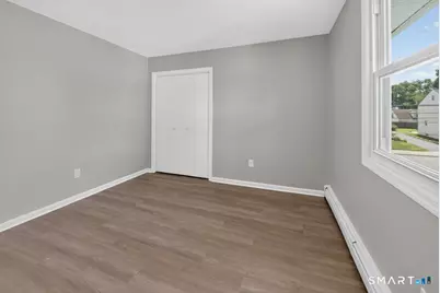 214 Burnsford Avenue, Bridgeport, CT 06606 - Photo 27
