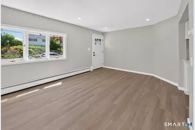 214 Burnsford Avenue, Bridgeport, CT 06606 - Photo 11