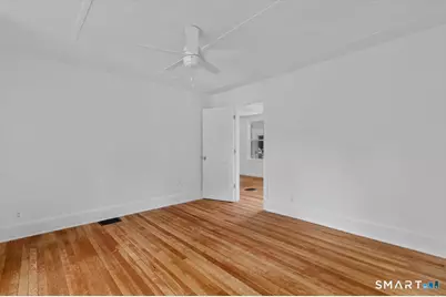 21 Green Street, Trumbull, CT 06611 - Photo 15