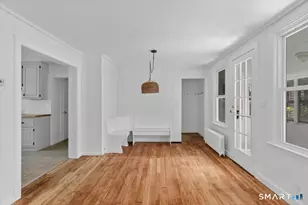 21 Green St, Trumbull, CT 06611 - Photo 5