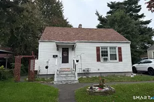44 Oxford Dr, East Hartford, CT 06118 - Photo 1