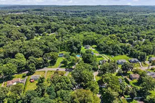 36 Chimney Dr, Bethel, CT 06801 - Photo 39