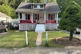 49 Delaware Ave, Waterbury, CT 06708 - Photo 1