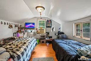 128 W High St, East Hampton, CT 06424 - Photo 21