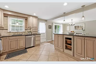 208 Chimney Sweep Hill Road, Glastonbury, CT 06033 - Photo 5