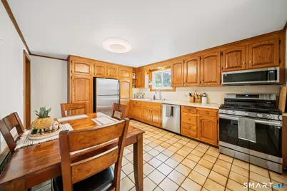 223 North Street, Windsor Locks, CT 06096 - Photo 5