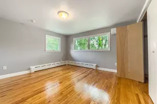 81 Esther Ave, Waterbury, CT 06708 - Photo 17