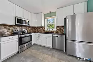 6 Ridge Rd, Seymour, CT 06483 - Photo 3