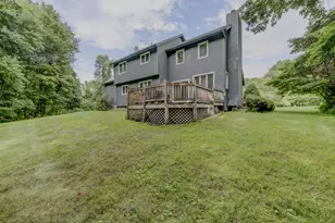 33 Habitat Ln, Bloomfield, CT 06002 - Photo 9