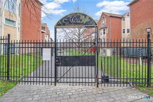 22 Franklin Ave, Hartford, CT 06114 - Photo 1