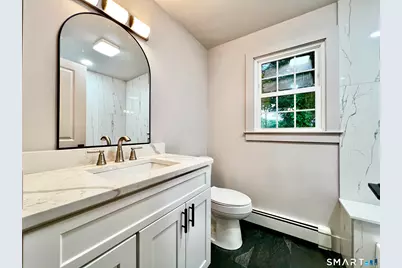 32 Forest Court North, Hamden, CT 06518 - Photo 11