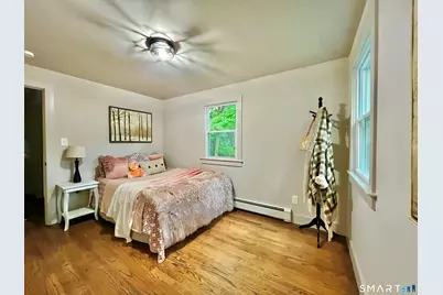 32 Forest Court North, Hamden, CT 06518 - Photo 17