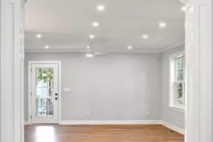 203 High St, Milford, CT 06460 - Photo 5