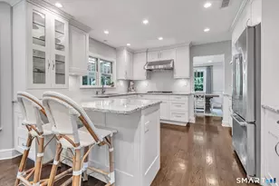 115 Fairway Dr, Stamford, CT 06903 - Photo 13