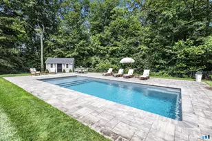 115 Fairway Dr, Stamford, CT 06903 - Photo 31