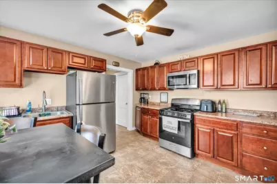 16 Vance Street, New Britain, CT 06052 - Photo 13