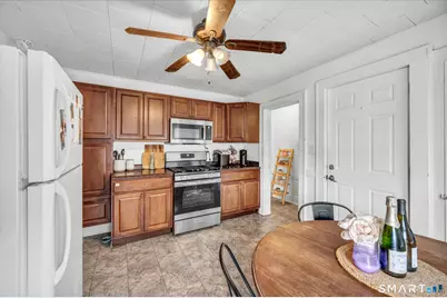 16 Vance Street, New Britain, CT 06052 - Photo 23