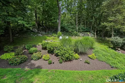 26 Kilian Drive, Danbury, CT 06811 - Photo 33