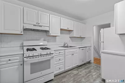 56 Blachley Road #B, Stamford, CT 06902 - Photo 5