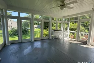 134 Pleasant St, Windsor, CT 06095 - Photo 21