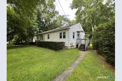 48 White Oak Road #B, Woodbury, CT 06798 - Photo 1