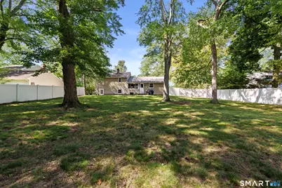 22 Margo Circle, North Haven, CT 06473 - Photo 19