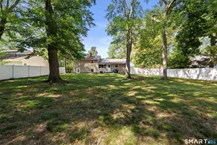22 Margo Cir, North Haven, CT 06473 - Photo 19