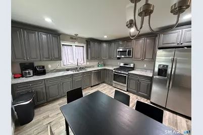 66-68 Golden Hill Street, Naugatuck, CT 06770 - Photo 19