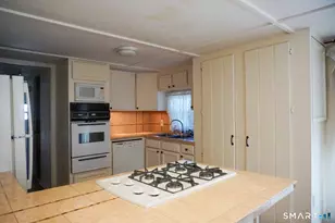 34 Red Oak Dr, Southington, CT 06489 - Photo 15
