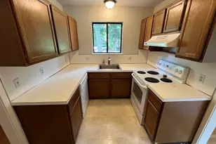 302 Heritage Vlg, Southbury, CT 06488 - Photo 7