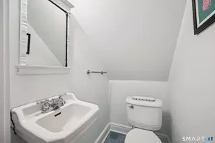 135 Elizabeth St, Hartford, CT 06105 - Photo 17
