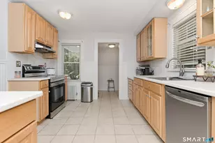 1923 Huntington Turnpike, Trumbull, CT 06611 - Photo 13