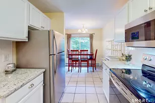 20 E Pembroke Rd, Danbury, CT 06811 - Photo 17