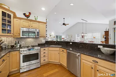 34 Nutmeg Drive #34, Somers, CT 06071 - Photo 5