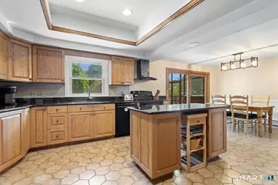 18-A Governors Lane, Bethel, CT 06801 - Photo 11