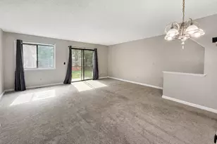 594 E Center St, Manchester, CT 06040 - Photo 3