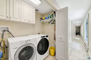 182F Ives St, Hamden, CT 06518 - Photo 23