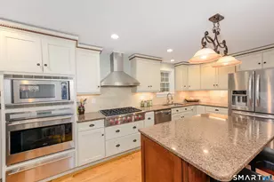 47 Jefferson Dr, Guilford, CT 06437 - Photo 7
