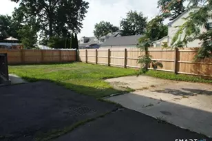81 Longfellow Ave, Fairfield, CT 06825 - Photo 13