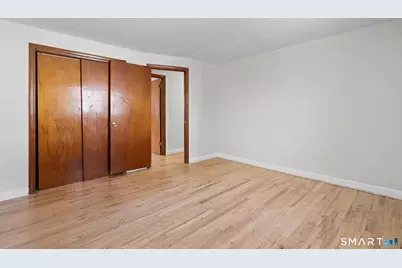 35 Glenwood Street, Manchester, CT 06040 - Photo 17