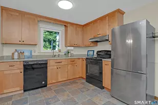 245 Grindle Brook Rd, Glastonbury, CT 06073 - Photo 9